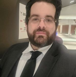 Meet your Posher, Daniel